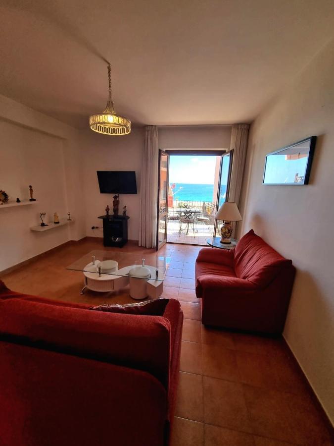 Casa Tritone Apartment Mazzeo Bagian luar foto